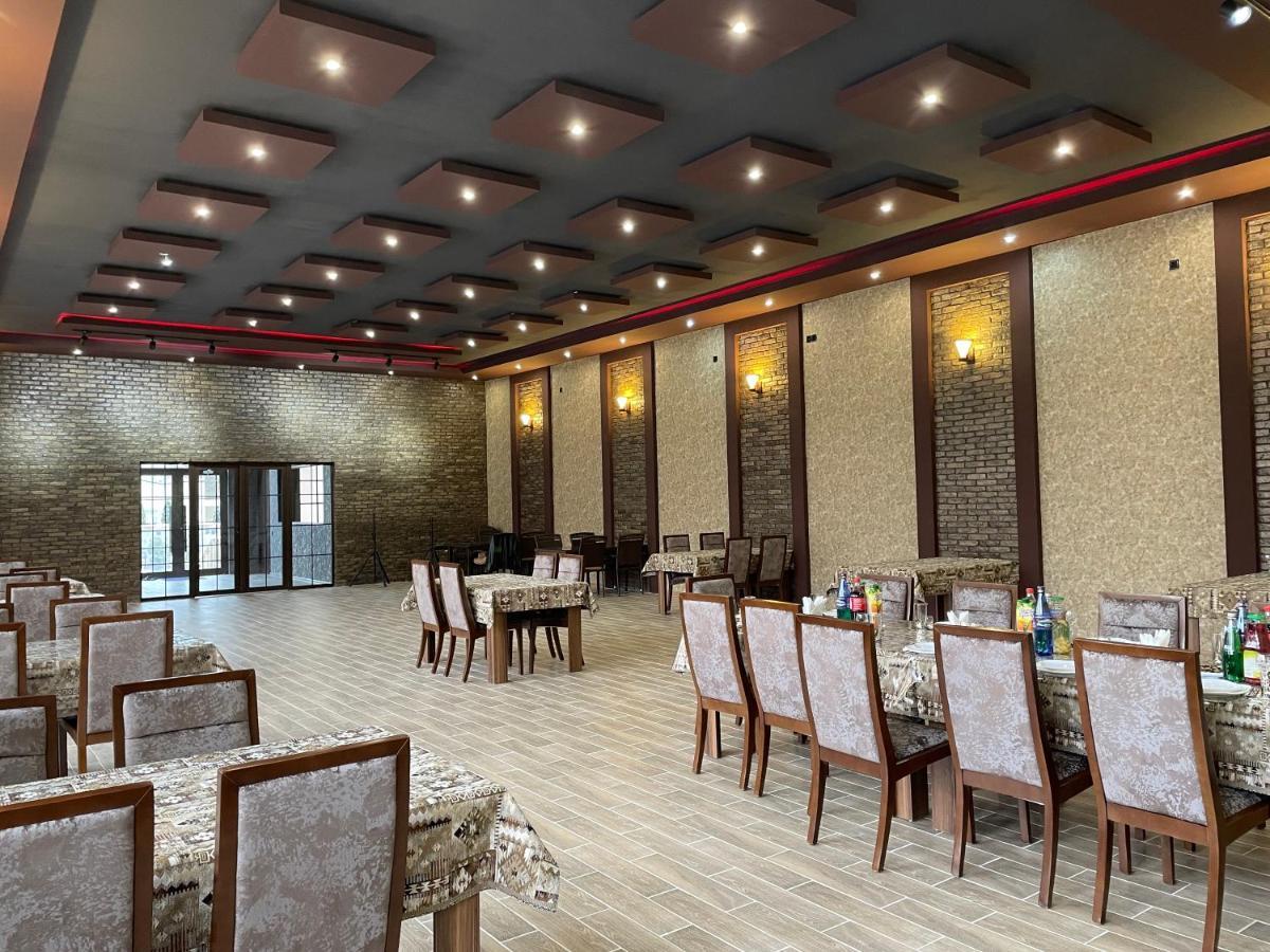 Residence Hotel Restoran Qax Εξωτερικό φωτογραφία