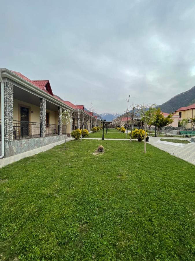 Residence Hotel Restoran Qax Εξωτερικό φωτογραφία