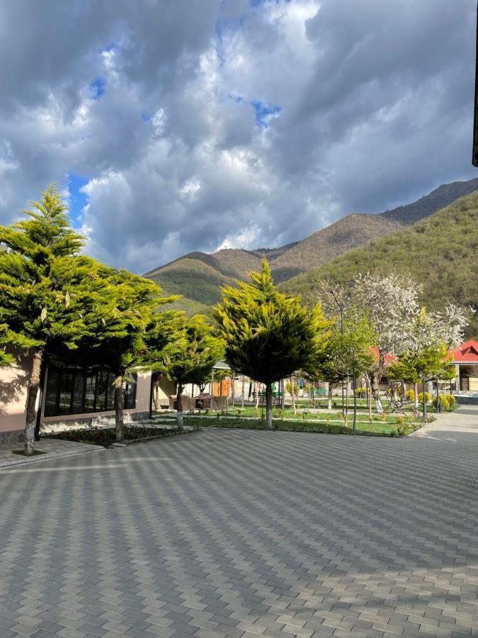 Residence Hotel Restoran Qax Εξωτερικό φωτογραφία